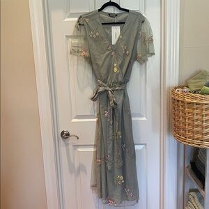 Embroidered Sage Green Floral Midi Dress Plus 18